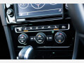 Volkswagen Golf R TSI DSG 36