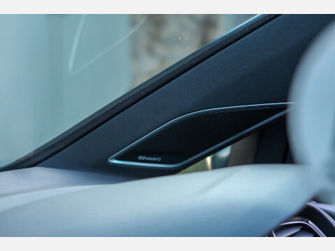 Volkswagen Golf R TSI DSG 38