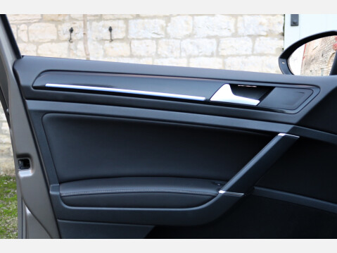 Volkswagen Golf R TSI DSG 39