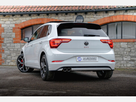 Volkswagen Polo GTI TSI DSG 12