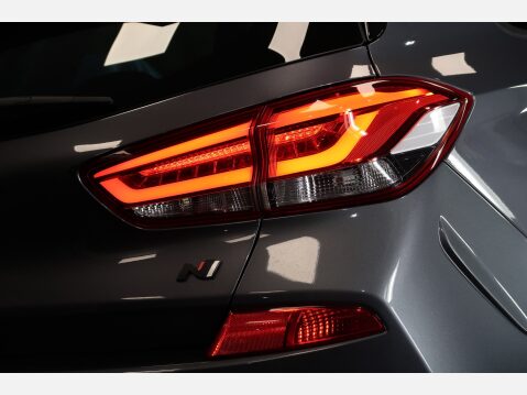 Hyundai i30 N PERFORMANCE 18