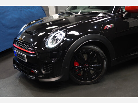 Mini Hatch JOHN COOPER WORKS 13
