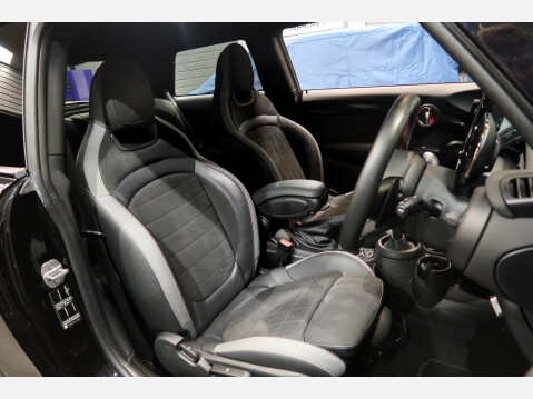 Mini Hatch JOHN COOPER WORKS 22