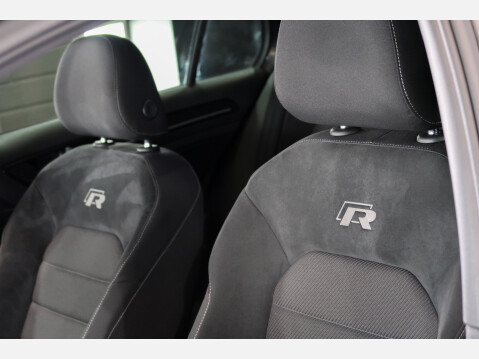 Volkswagen Golf R TSI 4MOTION DSG 8