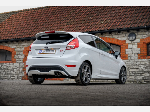 Ford Fiesta ST-3 15
