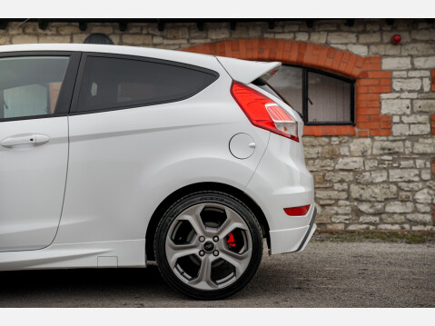 Ford Fiesta ST-3 18