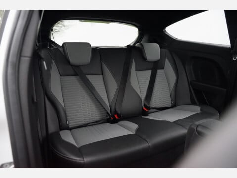 Ford Fiesta ST-3 31