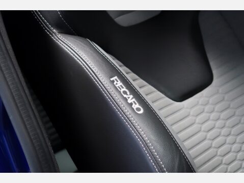 Ford Fiesta ST-3 25