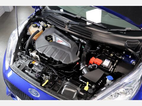 Ford Fiesta ST-3 38