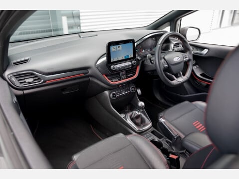 Ford Fiesta ST-LINE X 3