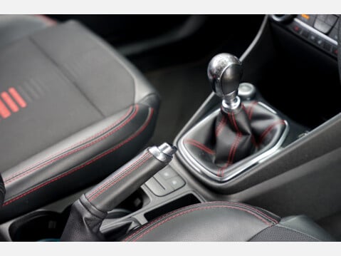 Ford Fiesta ST-LINE X 26