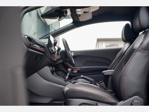 Ford Fiesta ST-LINE X 34