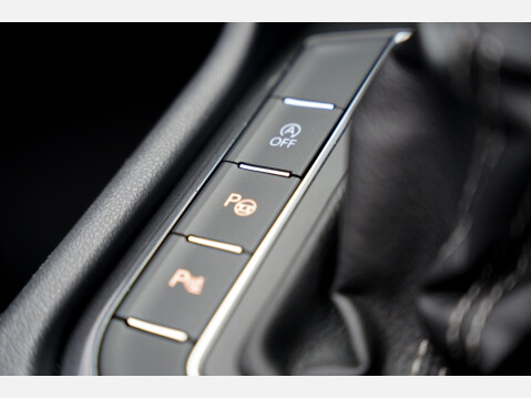 Volkswagen Tiguan R-LINE TDI BMT 4MOTION DSG 8