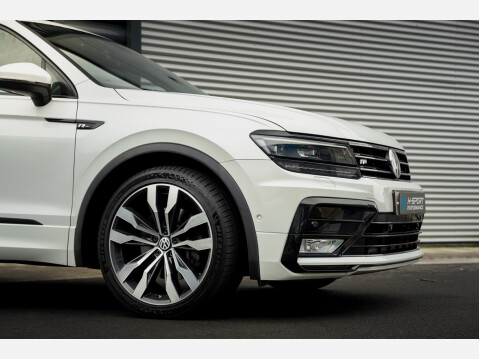 Volkswagen Tiguan R-LINE TDI BMT 4MOTION DSG 24