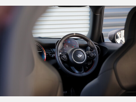 Mini Hatch JOHN COOPER WORKS GP 27