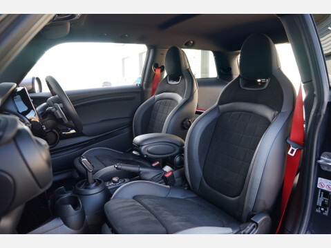 Mini Hatch JOHN COOPER WORKS GP 31