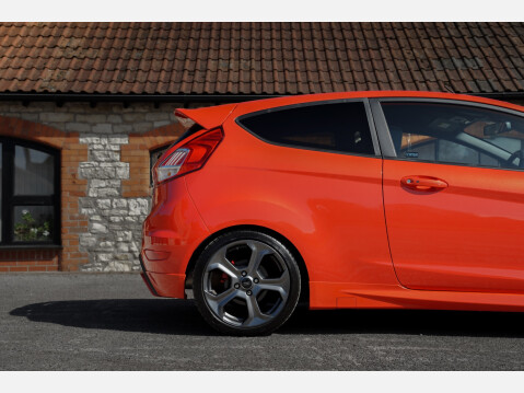 Ford Fiesta ST-3 15