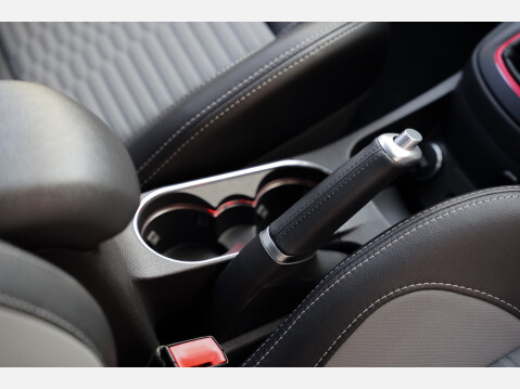 Ford Fiesta ST-3 35