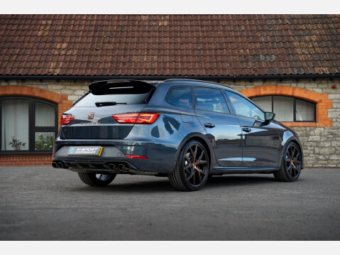 SEAT Leon TSI CUPRA ST R 4DRIVE DSG 2