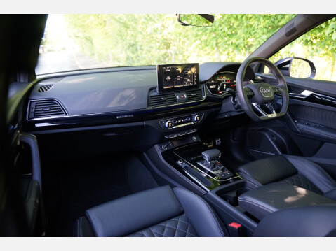 Audi Q5 Edition 1 3