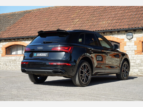 Audi Q5 Edition 1 4