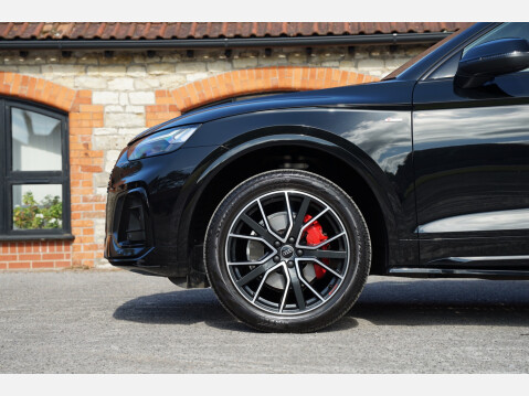 Audi Q5 Edition 1 10