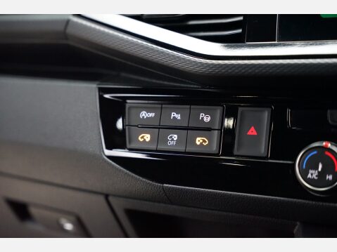 Volkswagen Transporter T32 TDI KOMBI HIGHLINE 37