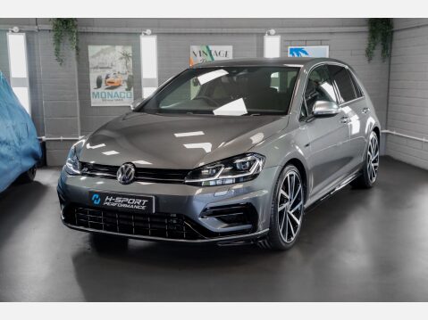 Volkswagen Golf R TSI 4MOTION DSG 12