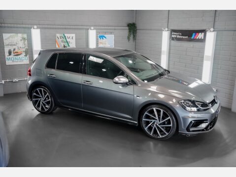 Volkswagen Golf R TSI 4MOTION DSG 16