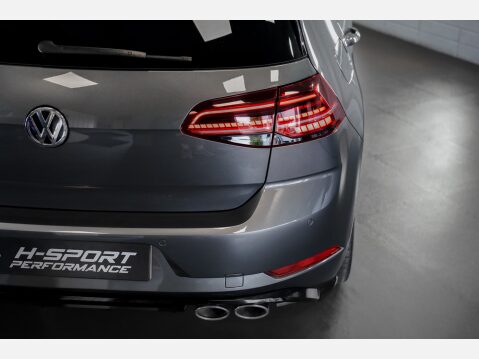 Volkswagen Golf R TSI 4MOTION DSG 21