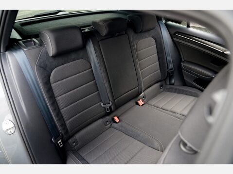 Volkswagen Golf R TSI 4MOTION DSG 34