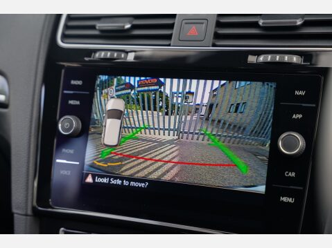 Volkswagen Golf R TSI 4MOTION DSG 38
