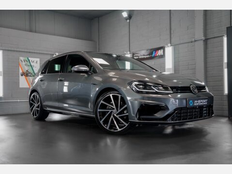 Volkswagen Golf R TSI 4MOTION DSG 1