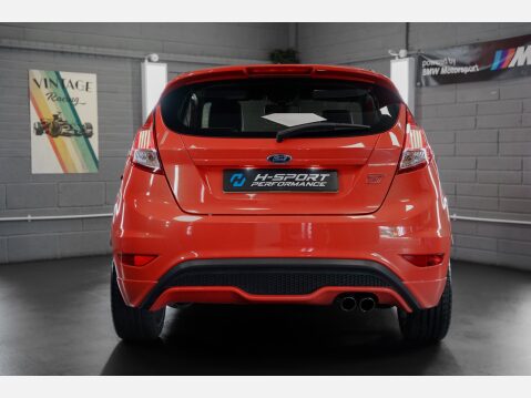 Ford Fiesta ST-3 11