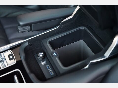 Land Rover Range Rover Sport SDV6 AUTOBIOGRAPHY DYNAMIC 35