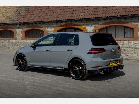 Volkswagen Golf GTI TCR DSG 9