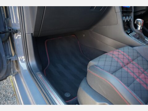 Volkswagen Golf GTI TCR DSG 19
