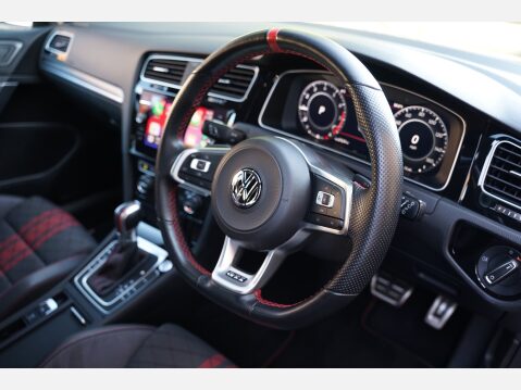 Volkswagen Golf GTI TCR DSG 23