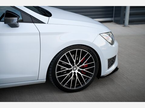 SEAT Leon TSI CUPRA BLACK DSG 12
