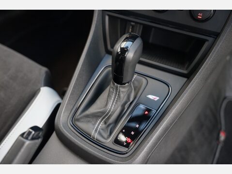 SEAT Leon TSI CUPRA BLACK DSG 5