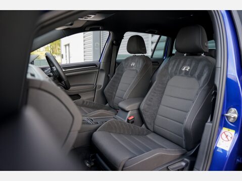 Volkswagen Golf R TSI DSG 29