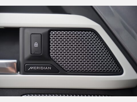 Land Rover Defender HARD TOP SE MHEV 6