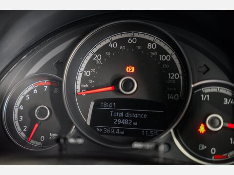 Volkswagen Up GTI 27