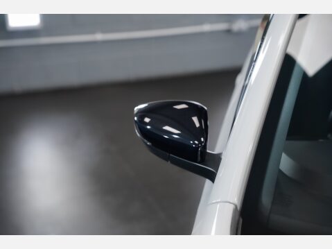 Volkswagen Up GTI 31