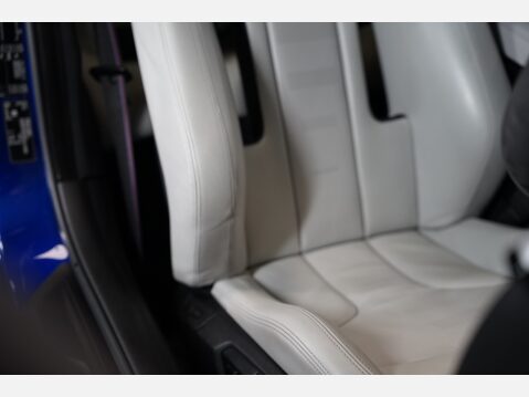 BMW 4 Series M4 COMPETITION 33