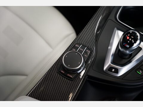 BMW 4 Series M4 COMPETITION 31