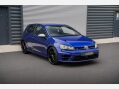 Volkswagen Golf R 16