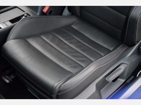 Volkswagen Golf R 26