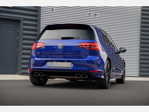 Volkswagen Golf R 8