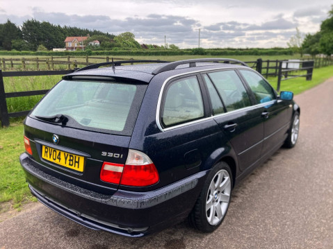 BMW 3 Series 3.0 330i SE Touring 5dr 15